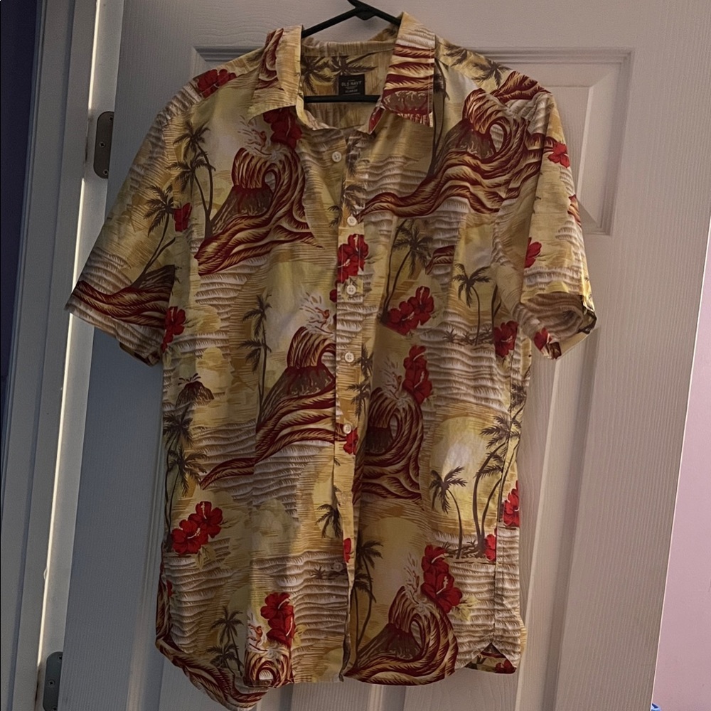 Old Navy Men's Casual Shirt - Red and Yellow Tropical Print